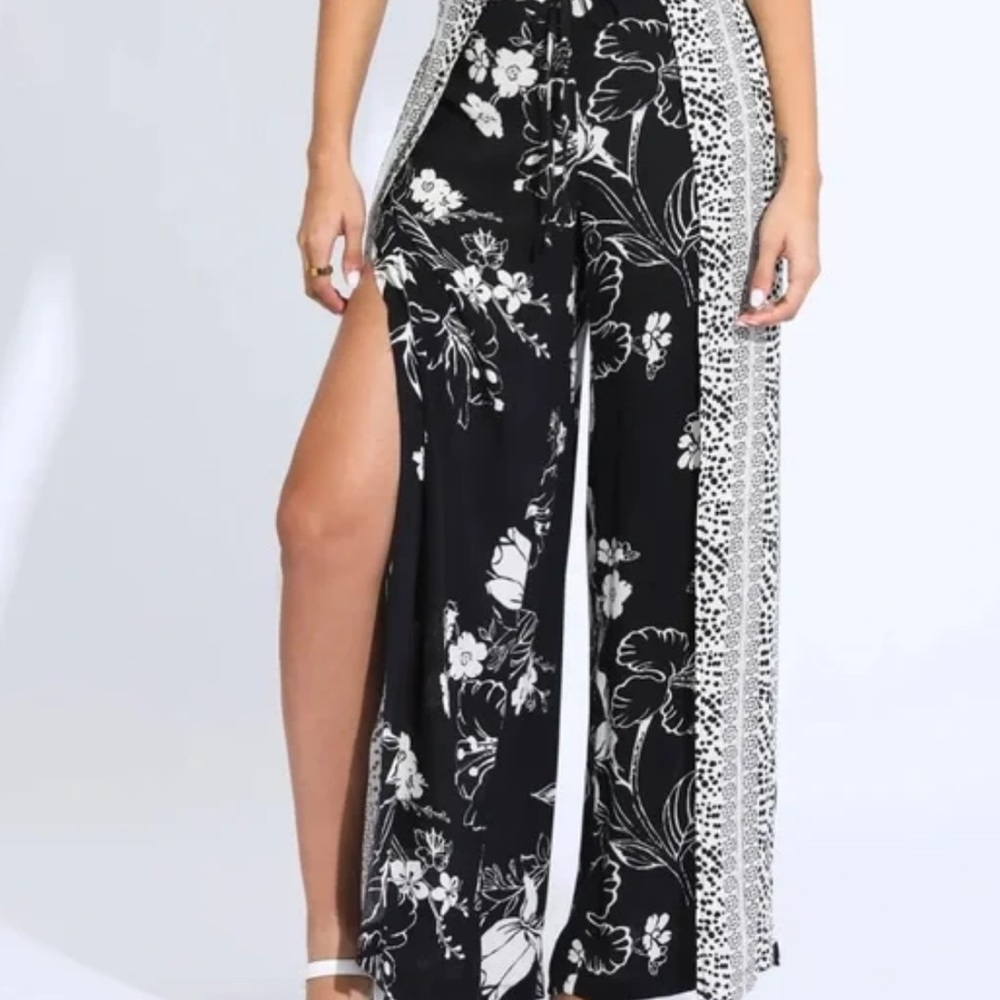 Rewash Black and White Floral Wide-Leg Pants
